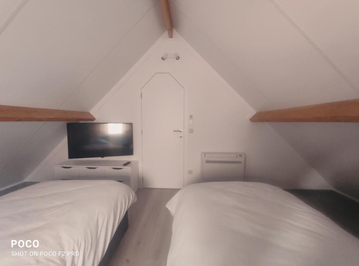 Vakantiewoning Polderhuis 10, Airco En Verwarming In Alle Kamers, Prive Parkeerplaats En Afgesloten Tuin Koksijde Esterno foto