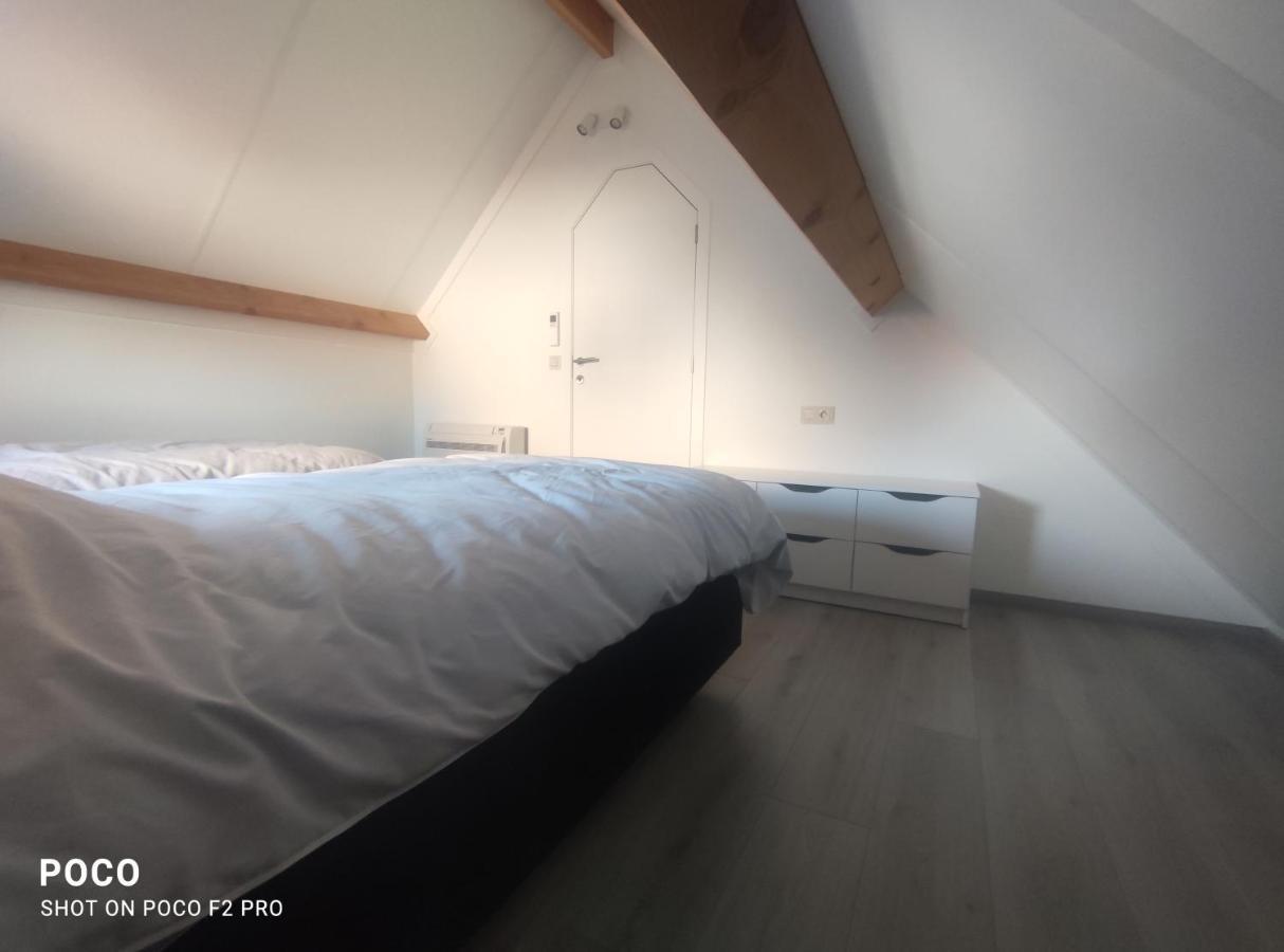 Vakantiewoning Polderhuis 10, Airco En Verwarming In Alle Kamers, Prive Parkeerplaats En Afgesloten Tuin Koksijde Esterno foto