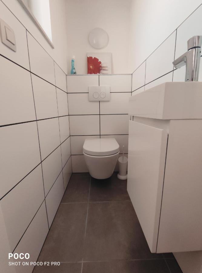 Vakantiewoning Polderhuis 10, Airco En Verwarming In Alle Kamers, Prive Parkeerplaats En Afgesloten Tuin Koksijde Esterno foto