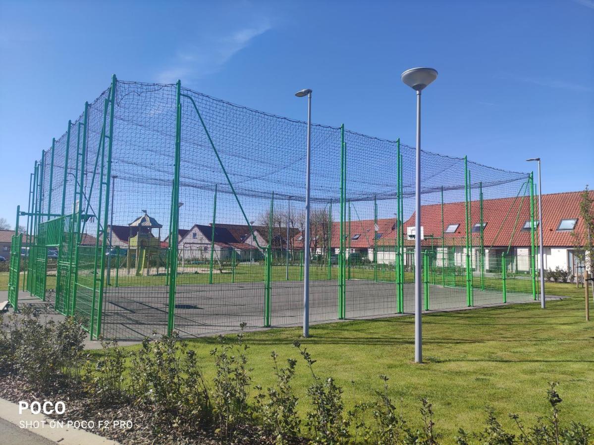 Vakantiewoning Polderhuis 10, Airco En Verwarming In Alle Kamers, Prive Parkeerplaats En Afgesloten Tuin Koksijde Esterno foto