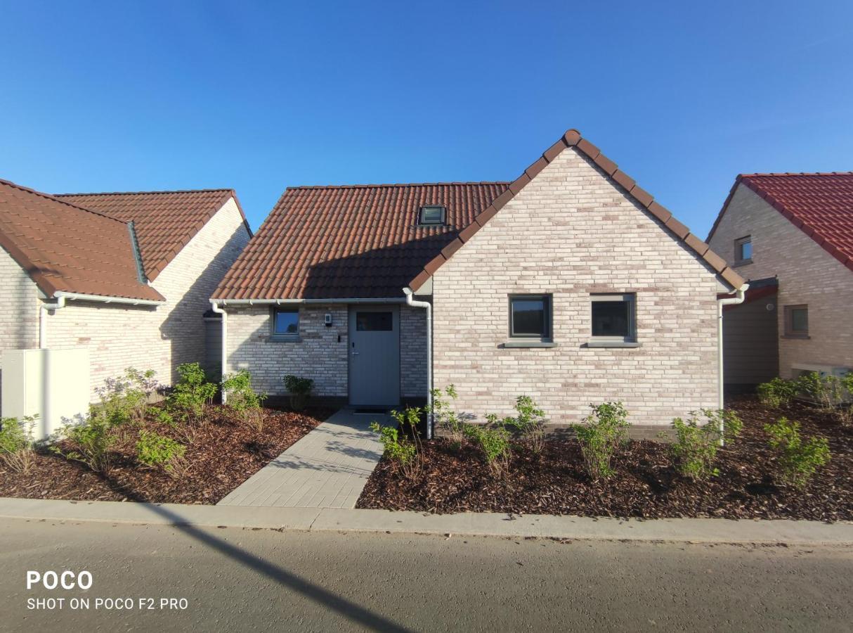 Vakantiewoning Polderhuis 10, Airco En Verwarming In Alle Kamers, Prive Parkeerplaats En Afgesloten Tuin Koksijde Esterno foto
