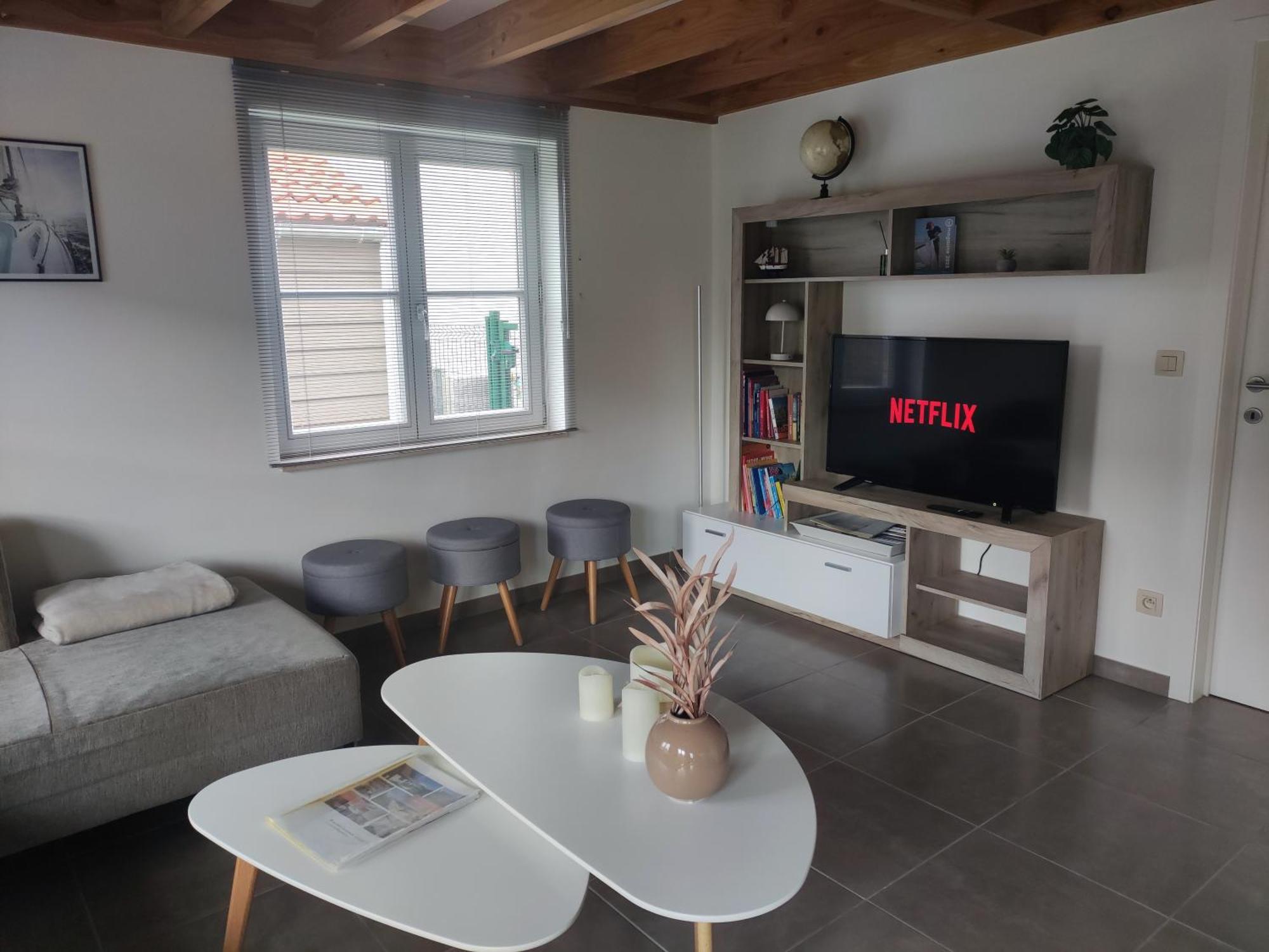 Vakantiewoning Polderhuis 10, Airco En Verwarming In Alle Kamers, Prive Parkeerplaats En Afgesloten Tuin Koksijde Esterno foto