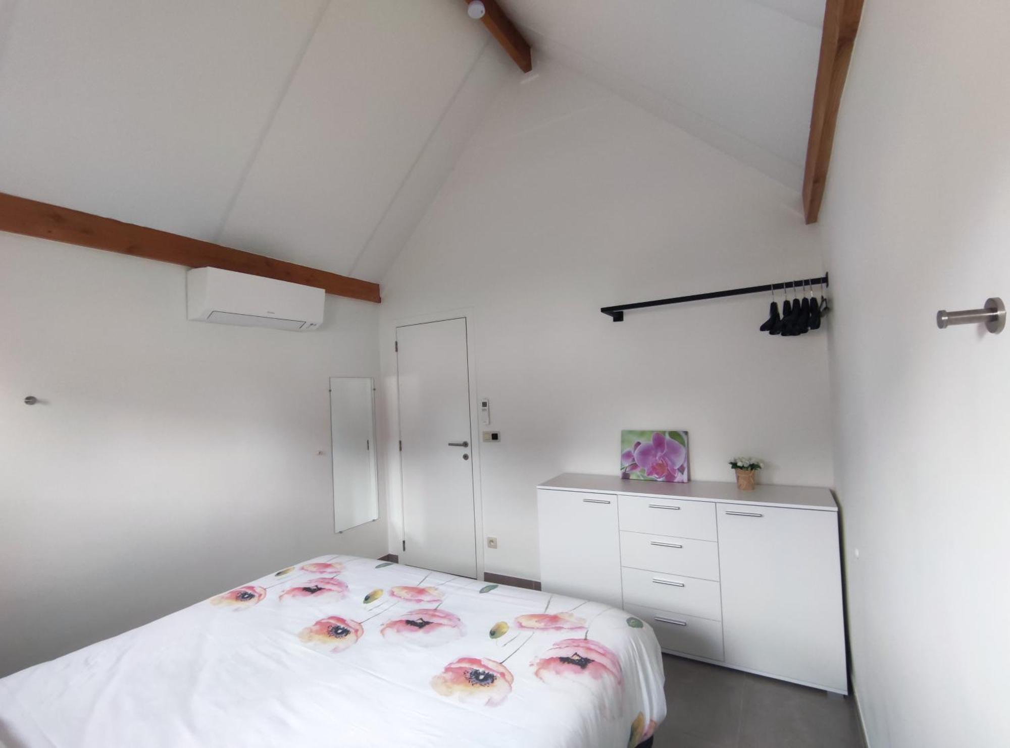 Vakantiewoning Polderhuis 10, Airco En Verwarming In Alle Kamers, Prive Parkeerplaats En Afgesloten Tuin Koksijde Esterno foto